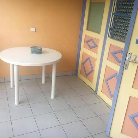 Studio A 400M De La Plage Pointe Marin Sainte-Anne Ngoại thất bức ảnh