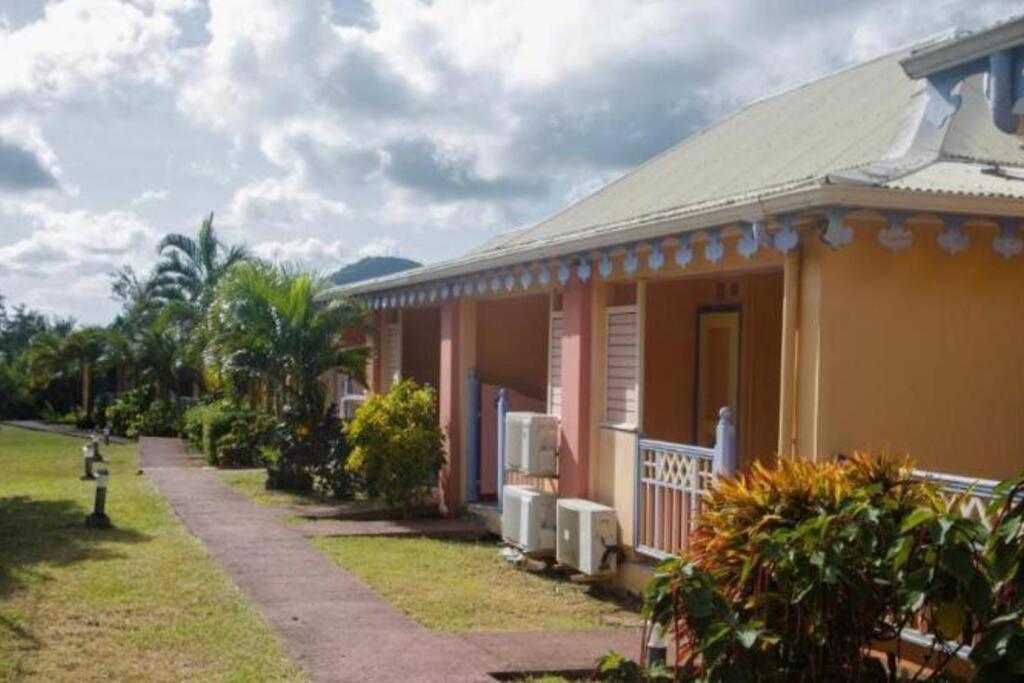 Studio A 400M De La Plage Pointe Marin Sainte-Anne Ngoại thất bức ảnh